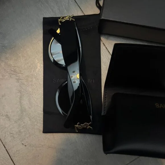 Saint Laurent Black Cat Eye Sunglasses Gold YSL Logo Trendy It Girl - Picture 4 of 11